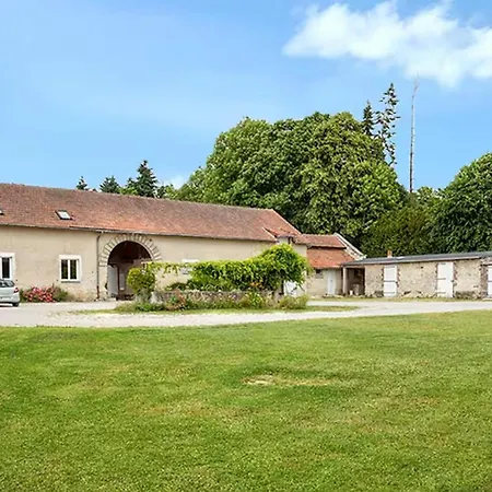 3 Bedroom Amazing In Holiday home